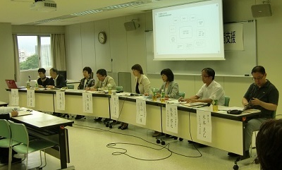 パネル討論のパネラーの皆さん